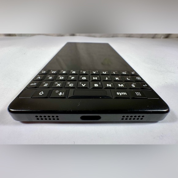 BlackBerry Key2 - Picture 2 of 6